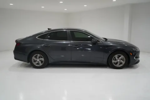 Gray 2020 Hyundai Sonata SE Sedan 4D for sale in El Paso, TX