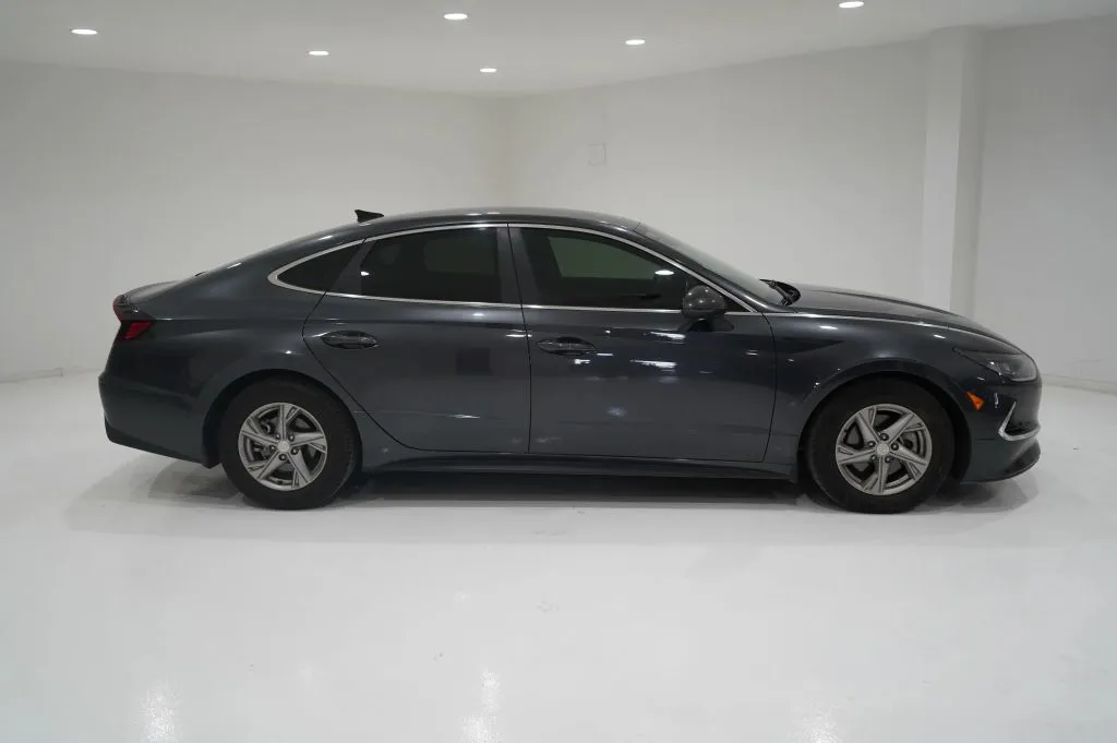Gray 2020 Hyundai Sonata SE Sedan 4D for sale in El Paso, TX