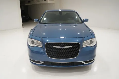 More photos of 2023 Chrysler 300 Touring Sedan 4D at Lucky Motorsports Inc., TX