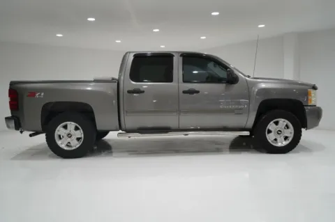 Unknown 2009 Chevrolet Silverado 1500 Crew Cab LT Pickup 4D 5 3/4 ft for sale in El Paso, TX