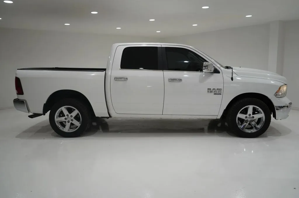 White 2019 Ram 1500 Classic Crew Cab SLT Pickup 4D 5 1/2 ft for sale in El Paso, TX