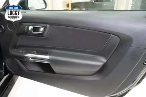More photos of 2019 FORD MUSTANG 2DR at Lucky Motorsports Inc., TX