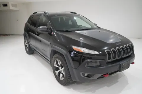 Photos of 2017 Jeep Cherokee TrailHawk Sport Utility 4D for sale in El Paso, TX at Lucky Motorsports Inc.