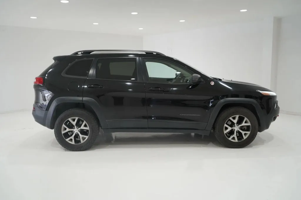 Unknown 2017 Jeep Cherokee TrailHawk Sport Utility 4D for sale in El Paso, TX