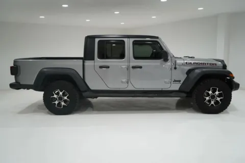 Silver 2020 Jeep Gladiator Sport S Pickup 4D 5 ft for sale in El Paso, TX
