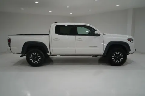 Unknown 2021 Toyota Tacoma Double Cab TRD Off-Road Pickup 4D 5 ft for sale in El Paso, TX