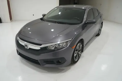 More photos of 2018 Honda Civic EX-T Sedan 4D at Lucky Motorsports Inc., TX