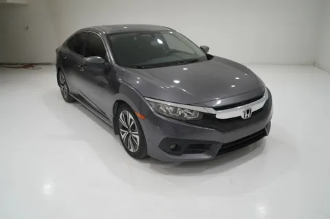 Photos of 2018 Honda Civic EX-T Sedan 4D for sale in El Paso, TX at Lucky Motorsports Inc.