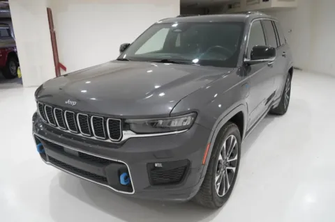 More photos of 2022 Jeep Grand Cherokee 4xe Overland Sport Utility 4D at Lucky Motorsports Inc., TX