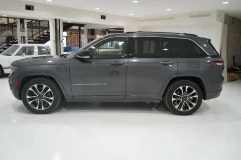 More photos of 2022 Jeep Grand Cherokee 4xe Overland Sport Utility 4D at Lucky Motorsports Inc., TX
