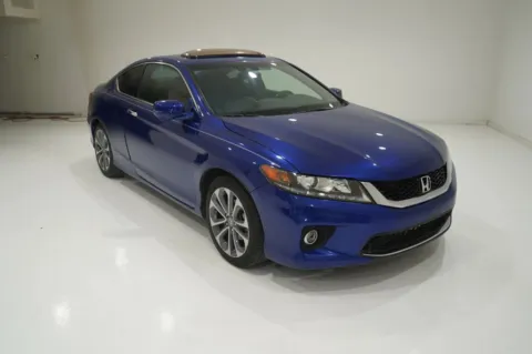 Photos of 2014 Honda Accord EX-L Coupe 2D for sale in El Paso, TX at Lucky Motorsports Inc.