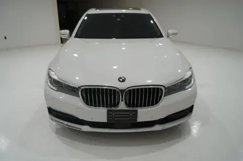 Another view of 2018 BMW 7 Series 740i xDrive Sedan 4D for sale in El Paso, TX at Lucky Motorsports Inc.