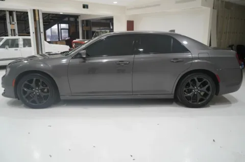 More photos of 2022 Chrysler 300 Touring L Sedan 4D at Lucky Motorsports Inc., TX