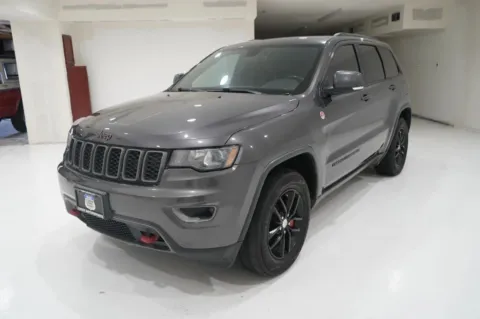 More photos of 2017 Jeep Grand Cherokee Trailhawk Sport Utility 4D at Lucky Motorsports Inc., TX