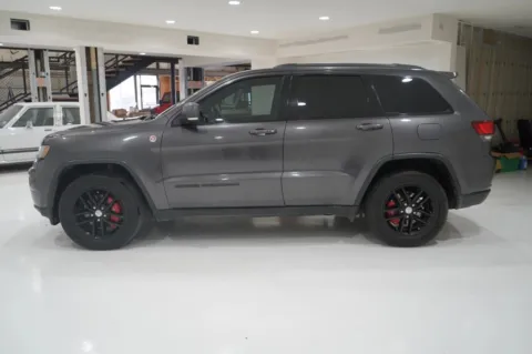 More photos of 2017 Jeep Grand Cherokee Trailhawk Sport Utility 4D at Lucky Motorsports Inc., TX