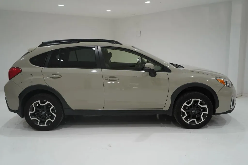 Beige 2017 Subaru Crosstrek 2.0i Limited Sport Utility 4D for sale in El Paso, TX