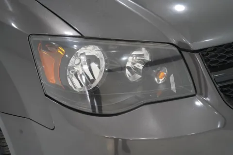 More photos of 2019 DODGE GRAND CARAVAN SE at Lucky Motorsports Inc., TX
