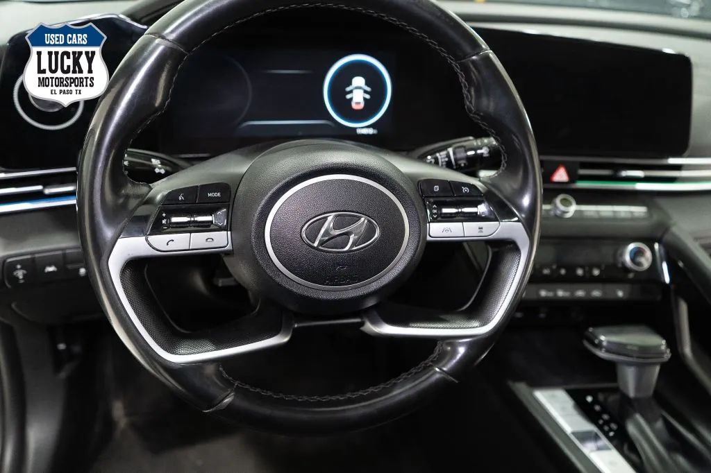 2022 Hyundai Elantra Limited - Photo 27