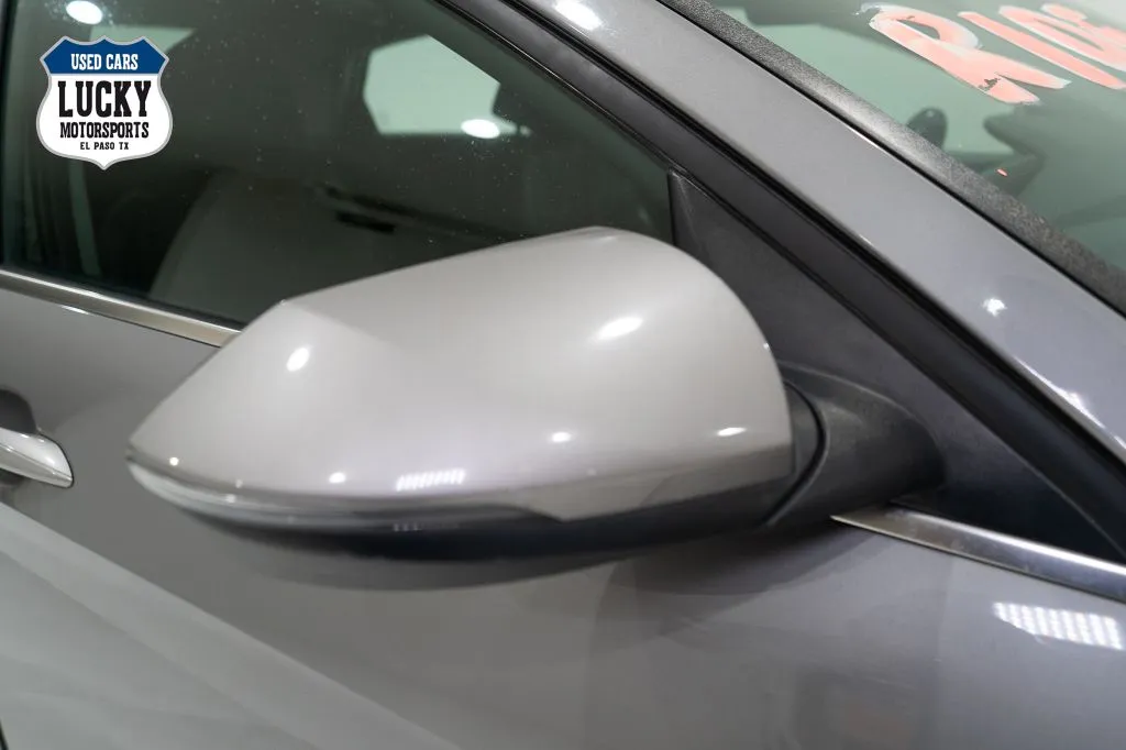 2022 Hyundai Elantra Limited - Photo 42