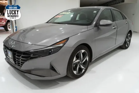 More photos of 2022 HYUNDAI ELANTRA LIMITED at Lucky Motorsports Inc., TX