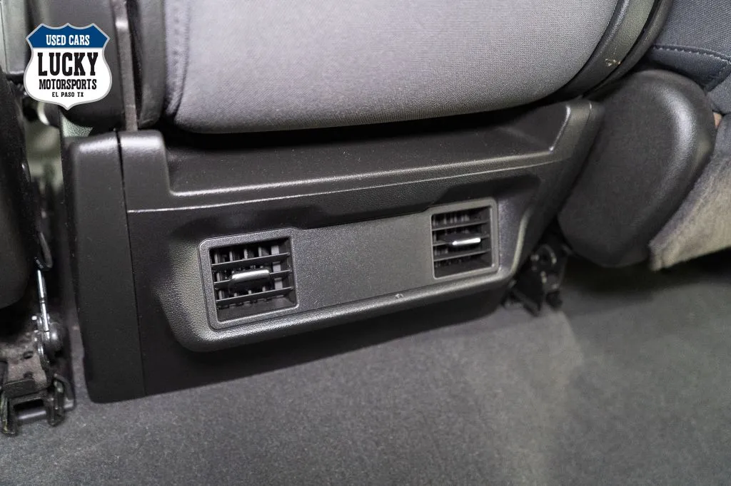 2022 Chevrolet Silverado 1500 Limited Custom - Photo 21