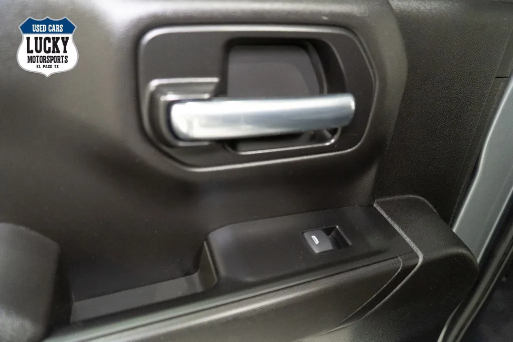 2022 Chevrolet Silverado 1500 Limited Custom - Photo 22