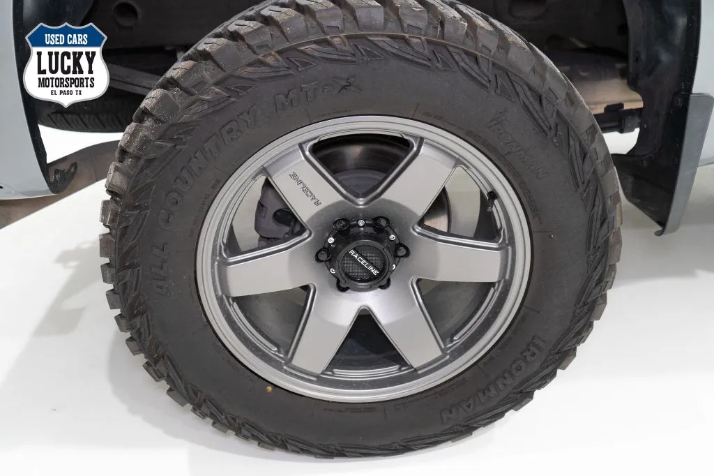 2022 Chevrolet Silverado 1500 Limited Custom - Photo 41