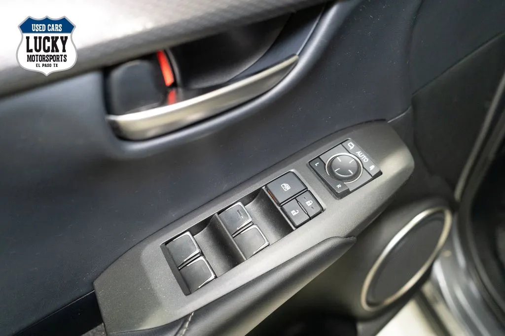 2019 Lexus NX 300 - Photo 32