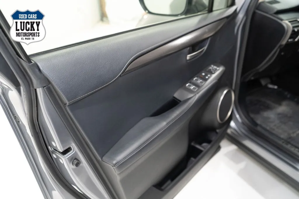 2019 Lexus NX 300 - Photo 33