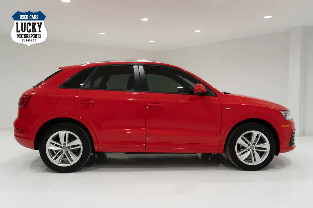 2018 Audi Q3 2.0T Premium's photo
