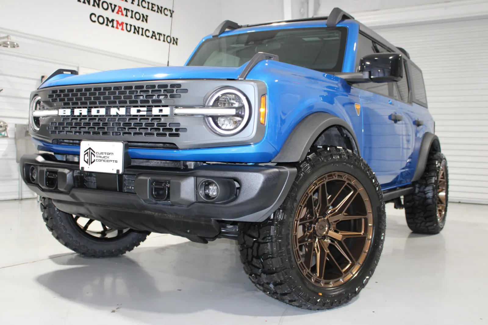 2023 Ford Bronco 4-Door Badlands