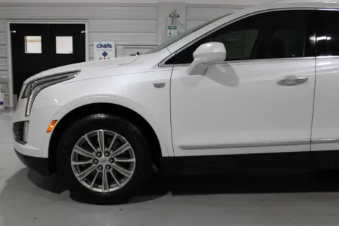 More photos of 2017 Cadillac XT5 Luxury at Custom Truck Concepts, MS