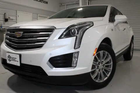 White 2017 Cadillac XT5 Luxury for sale in Hattiesburg, MS
