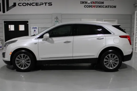 More photos of 2017 Cadillac XT5 Luxury at Custom Truck Concepts, MS