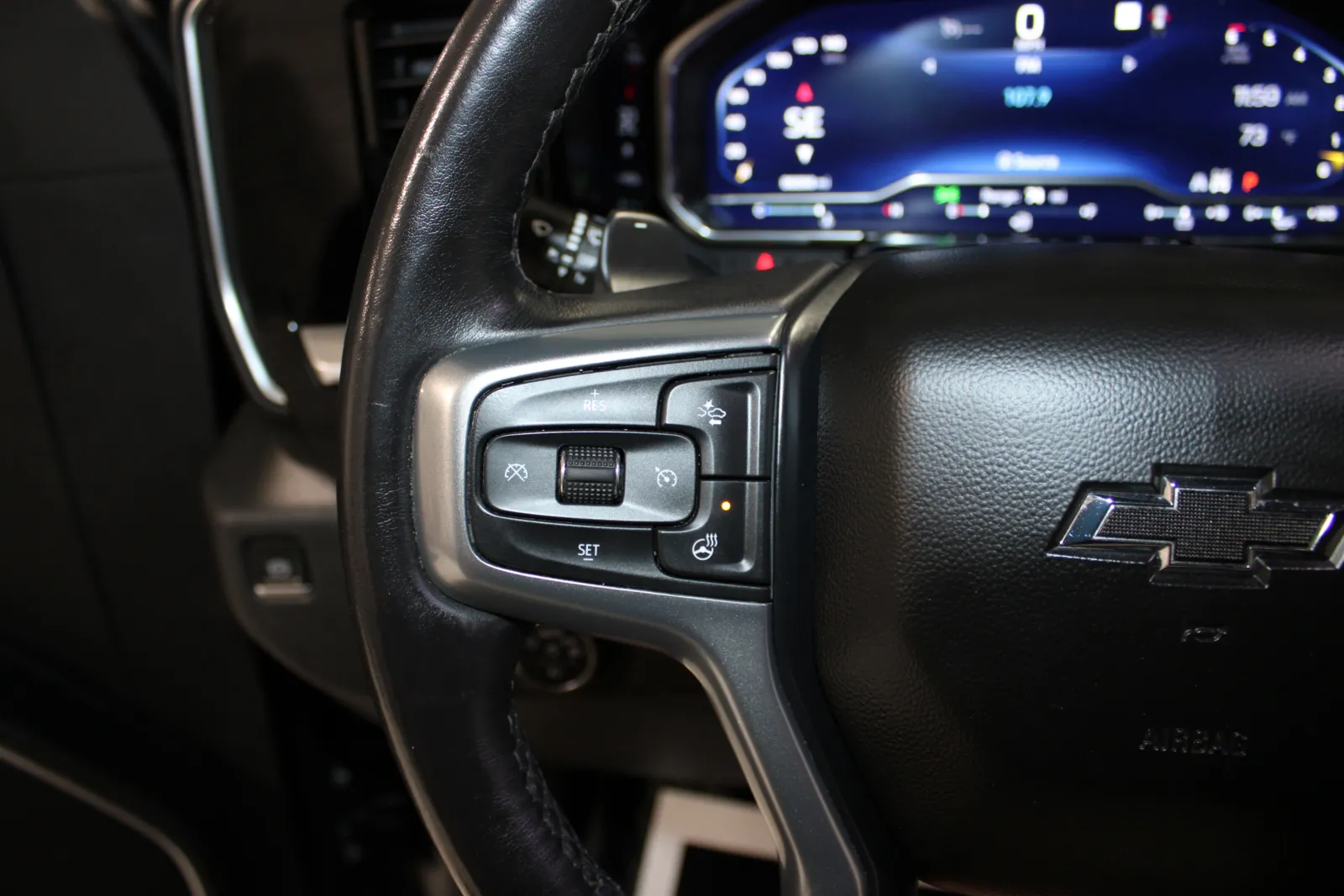 2023 Chevrolet Silverado 1500 RST - Photo 38