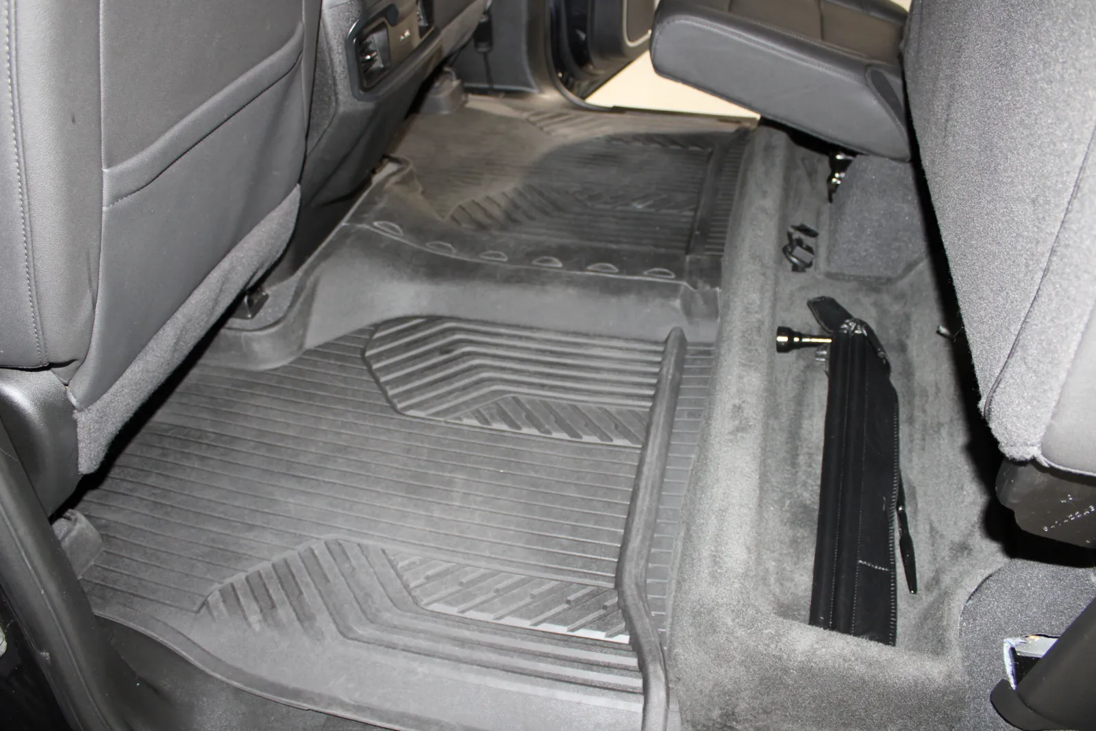 2023 Chevrolet Silverado 1500 RST - Photo 32