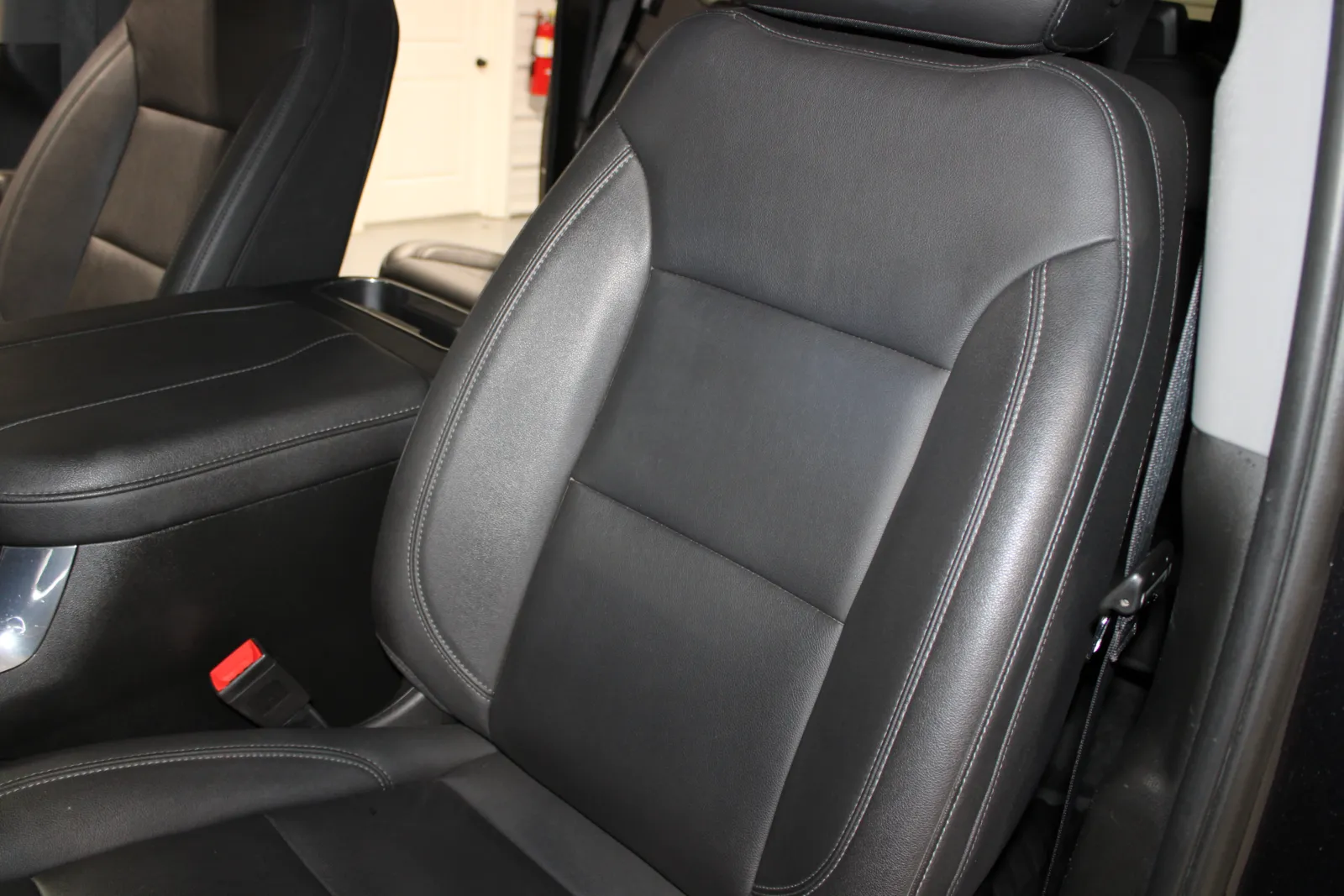 2023 Chevrolet Silverado 1500 RST - Photo 9