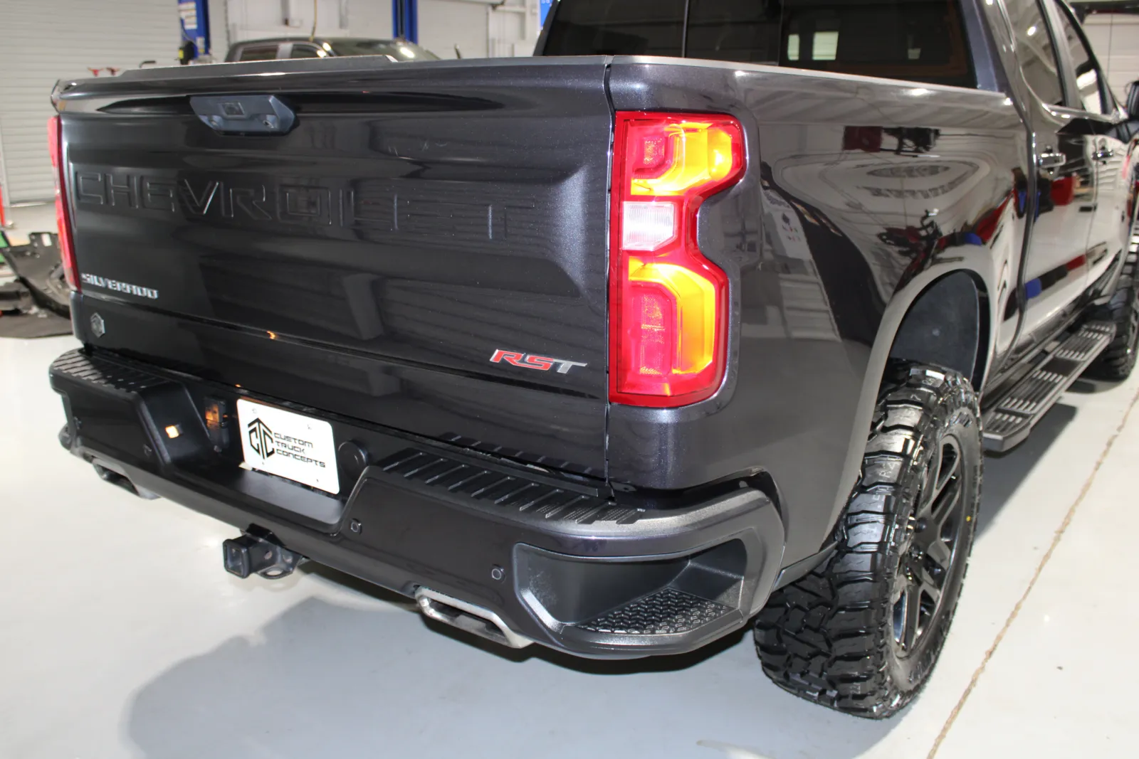 2023 Chevrolet Silverado 1500 RST - Photo 7