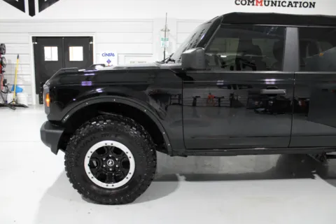 More photos of 2022 Ford Bronco at Custom Truck Concepts, MS