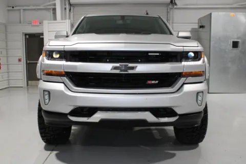 Photos of 2018 Chevrolet Silverado 1500 for sale in Hattiesburg, MS at Custom Truck Concepts