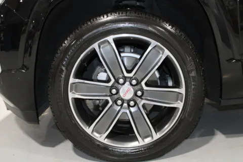 More photos of 2018 GMC Acadia at Custom Truck Concepts, MS