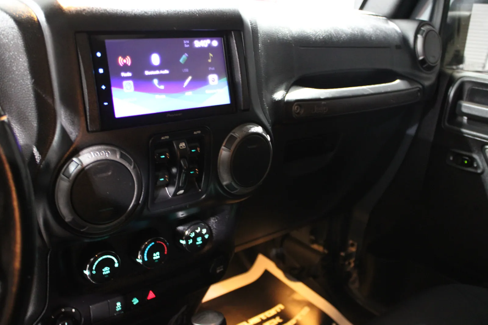 2015 Jeep Wrangler Unlimited Sport - Photo 32