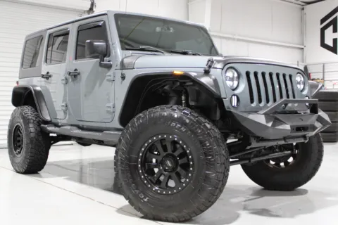 More photos of 2015 Jeep Wrangler Unlimited at Custom Truck Concepts, MS