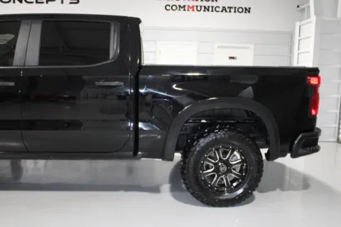 More photos of 2020 Chevrolet Silverado 1500 at Custom Truck Concepts, MS