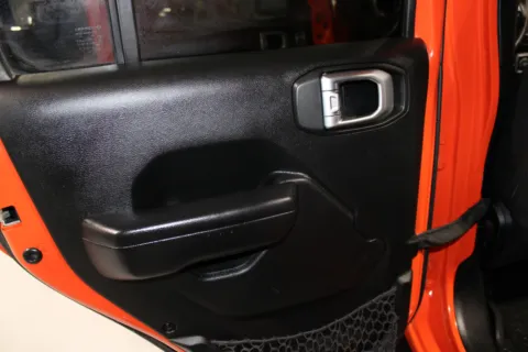 More photos of 2020 Jeep Wrangler Unlimited at Custom Truck Concepts, MS