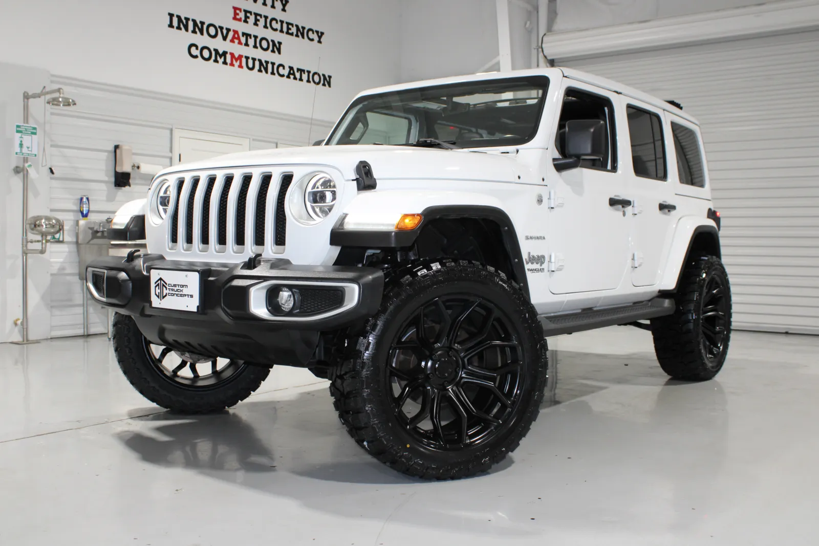 2021 Jeep Wrangler Sahara's photo