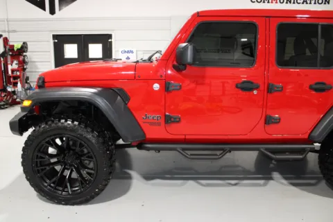 More photos of 2020 Jeep Wrangler Unlimited at Custom Truck Concepts, MS
