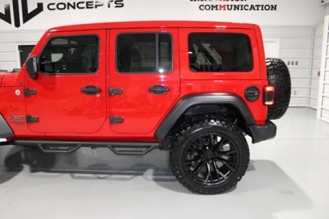 More photos of 2020 Jeep Wrangler Unlimited at Custom Truck Concepts, MS