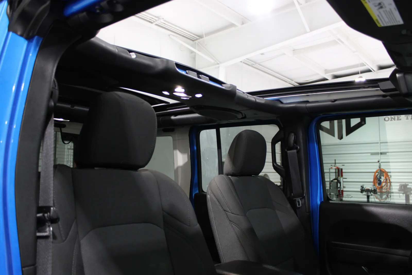 2022 Jeep Wrangler Unlimited Willys - Photo 21
