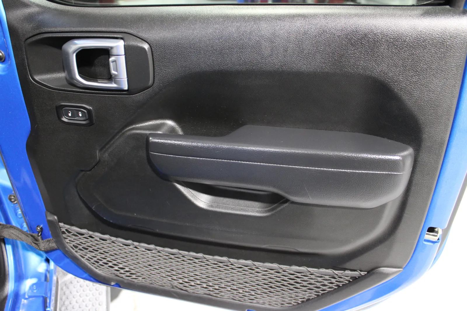 2022 Jeep Wrangler Unlimited Willys - Photo 35